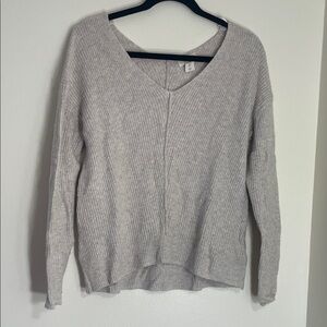 Kaisely Cream V-Neck Sweater
